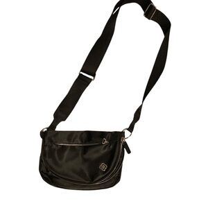 Kendra Scott Black Belt Bag